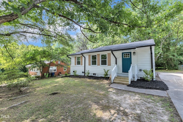 2408 Glascock St, Raleigh, NC 27610 - bungalow with crawl space and roof with shingles