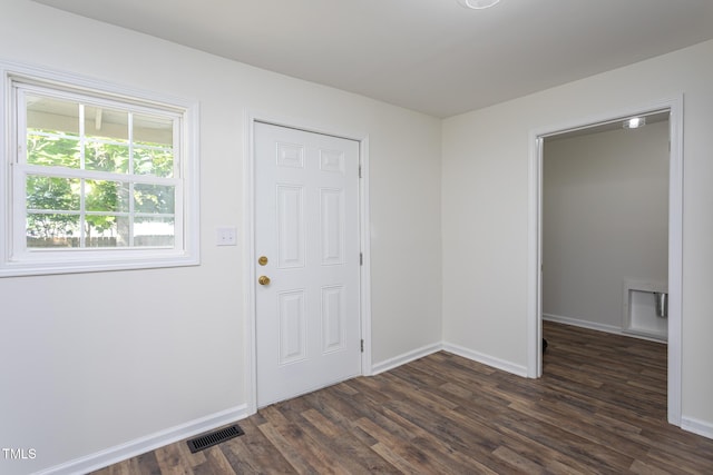 112 N Sellers St, Selma, NC 27576 - entryway with dark wood-style flooring and baseboards