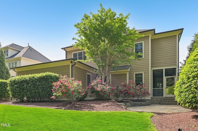 528 Bankhead Dr, Cary, NC 27519 - rear view of property with a yard