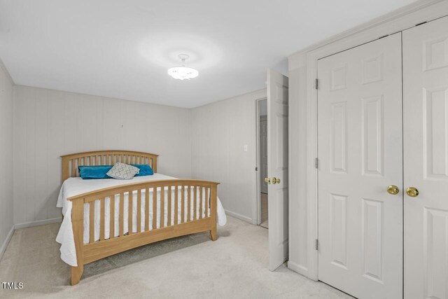 216 S Faison Ave, Faison, NC 28341 - carpeted bedroom with baseboards