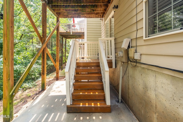 306 Kirkeenan Cir, Morrisville, NC 27560 - view of staircase