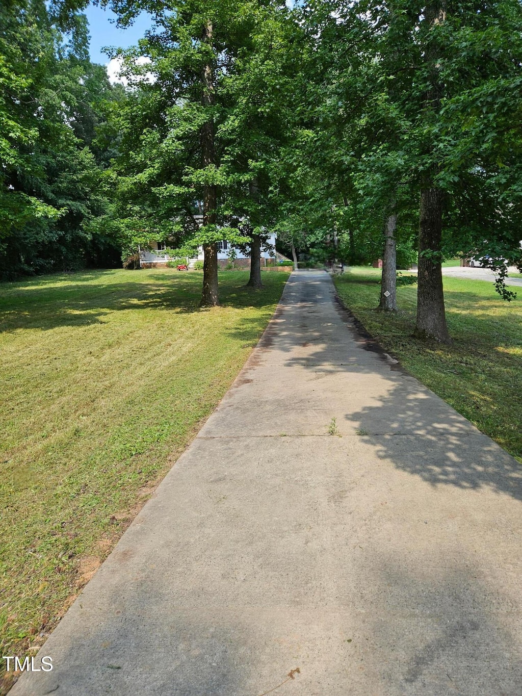 7472 Cypress Dr, Graham, NC 27253 - view of home's community featuring a yard