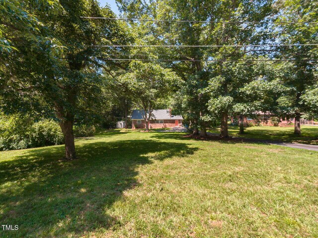 1831 Washington Dr, Hillsborough, NC 27278 - view of grassy yard