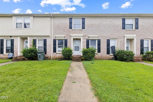 410 Kirkcaldy Ct, Fayetteville, NC 28314 - photo 1