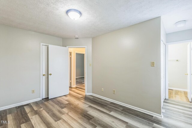 410 Kirkcaldy Ct, Fayetteville, NC 28314 - photo 17