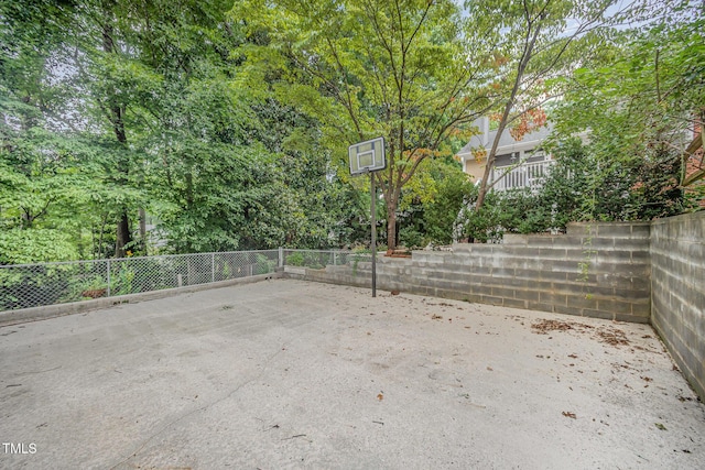 2425 Wentworth St, Raleigh, NC 27612 - view of patio / terrace