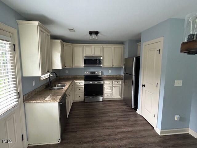 119 N Cross St, Angier, NC 27501 - photo 2