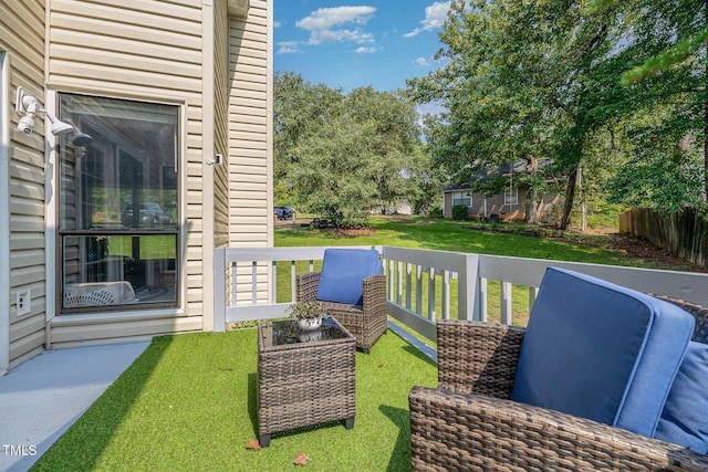 5700 Eagle Pass Cir, Fayetteville, NC 28304 - view of green lawn