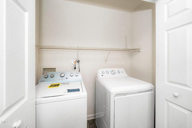 524 Summer Breeze Dr, Durham, NC 27704 - laundry room with washing machine and dryer
