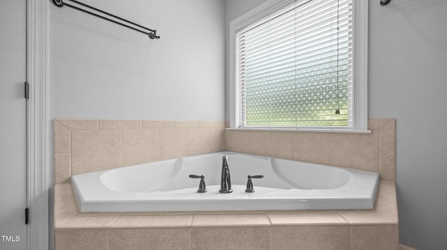 1019 Falkirk Dr, Burlington, NC 27215 - full bathroom with a bath