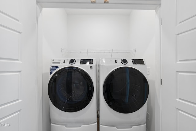 506 Village Branch Ln, Wake Forest, NC 27587 - laundry area with washing machine and dryer