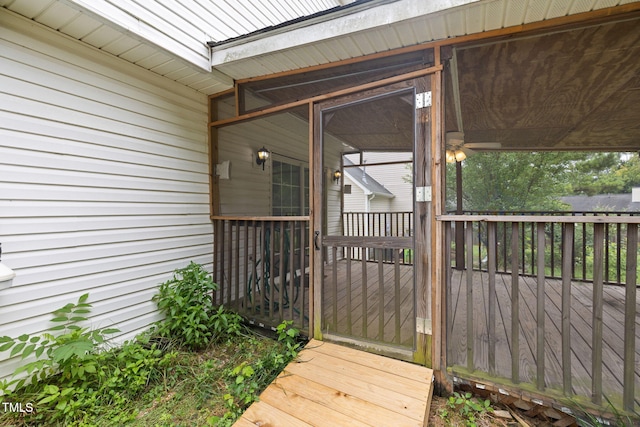 5528 Wilhagan Ct, Raleigh, NC 27616 - view of wooden terrace