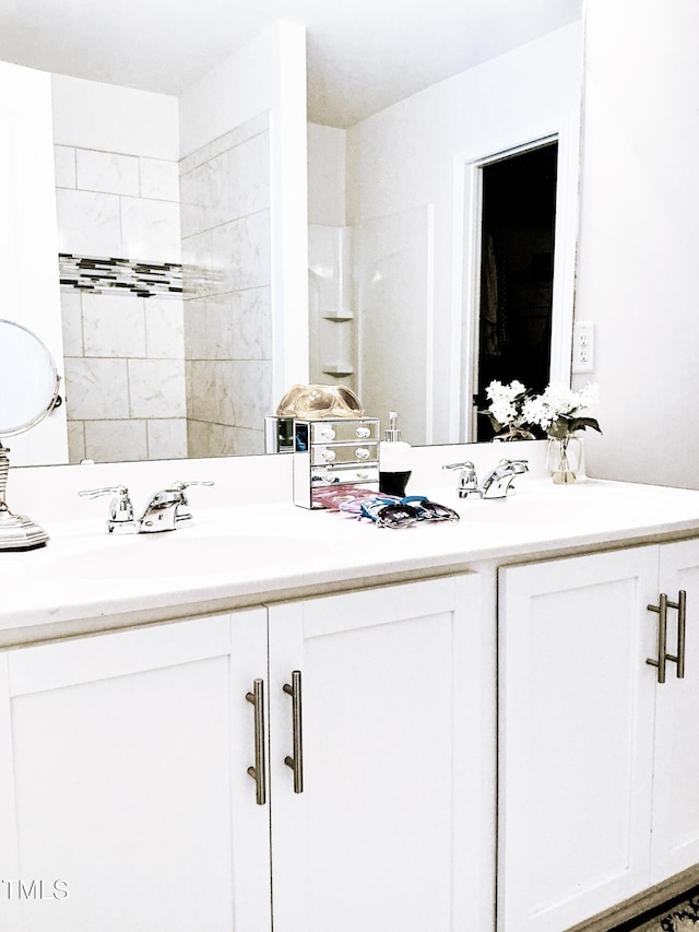 1008 Gold Cir, Mebane, NC 27302 - full bath featuring vanity