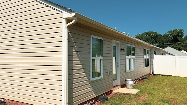 1008 Gold Cir, Mebane, NC 27302 - view of side of property