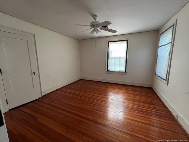 206 E 10th St, Lumberton, NC 28358 - unfurnished room with wood finished floors and a ceiling fan