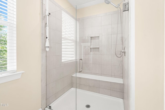 424 Shale Creek Dr, Durham, NC 27703 - full bathroom featuring a stall shower