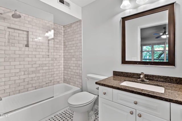 1210 Westview Ln Unit 203, Raleigh, NC 27605 - bathroom with vanity, washtub / shower combination, and ceiling fan