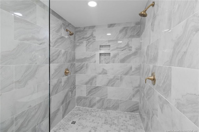 1814 Sunnyside Cir, Fayetteville, NC 28305 - bathroom with a tile shower and recessed lighting