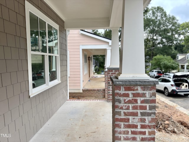2658 Lawndale Ave, Durham, NC 27705 - view of covered porch