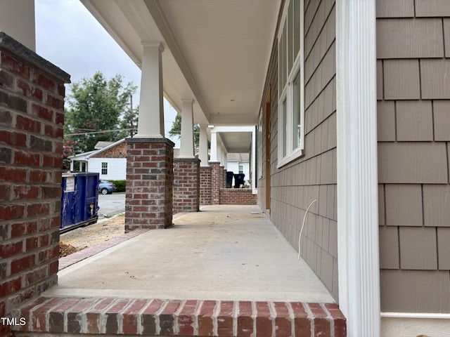 2658 Lawndale Ave, Durham, NC 27705 - view of patio / terrace