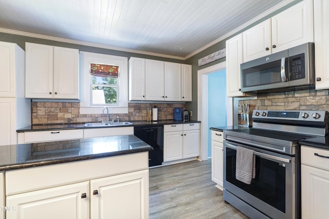 102 W Church St, Benson, NC 27504 - photo 33