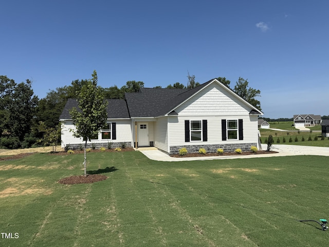 71 Ruskin Dr, Smithfield, NC 27577 - photo 1