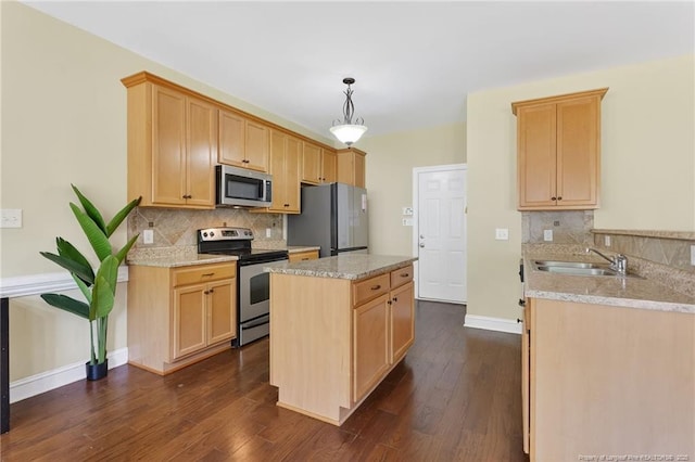 221 Kimbrough Dr, Lillington, NC 27546 - photo 12