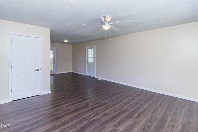 204 Mercer Ct, Goldsboro, NC 27530 - unfurnished room featuring a ceiling fan, dark wood-style flooring, and a textured ceiling