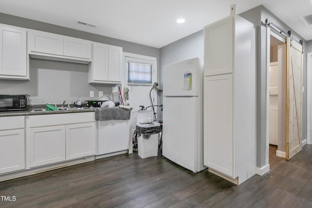 5106 Hodge St, Fayetteville, NC 28303 - photo 12