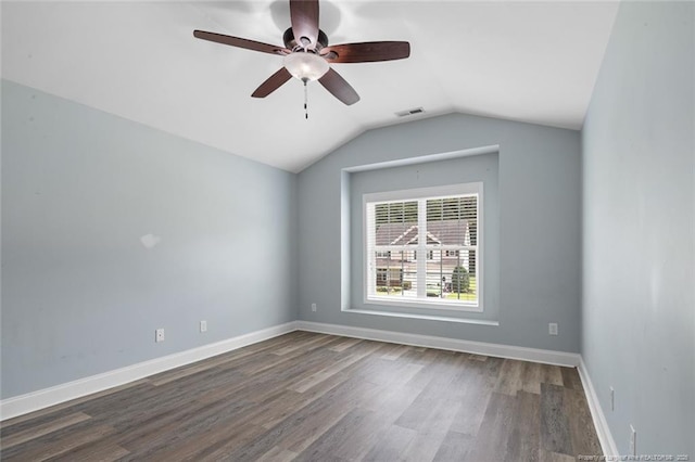 4041 Lifestyle Rd, Fayetteville, NC 28312 - empty room featuring wood finished floors, vaulted ceiling, and ceiling fan