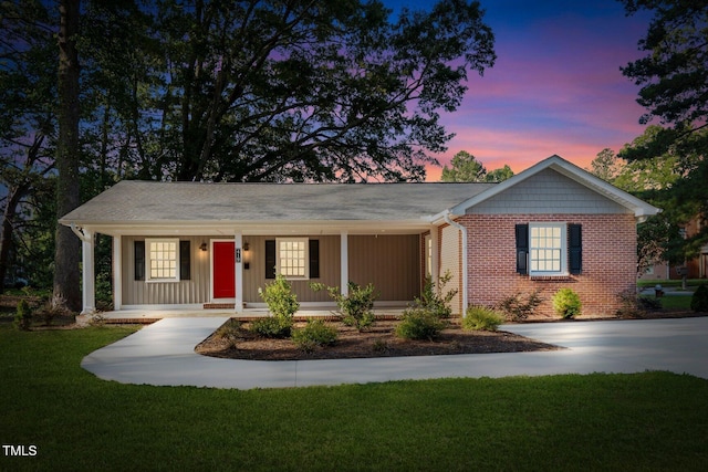 419 W Burnette Ave, Enfield, NC 27823 - photo 1