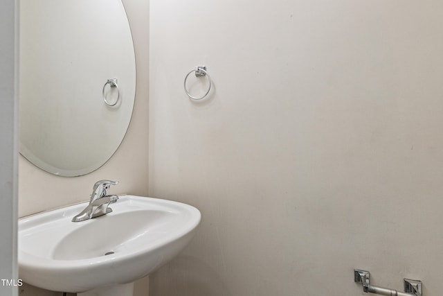 2228 Cedar Grove Dr, Durham, NC 27703 - bathroom with a sink