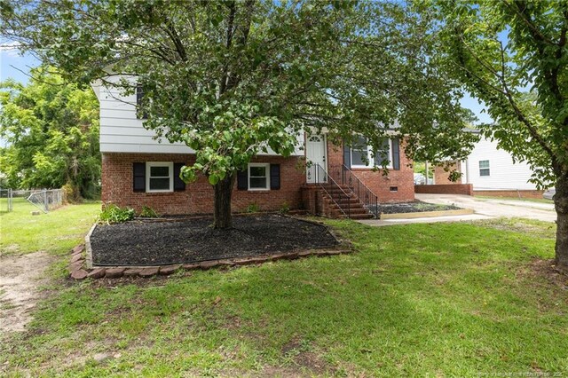 7326 Hyannis Dr, Fayetteville, NC 28304 - photo 4