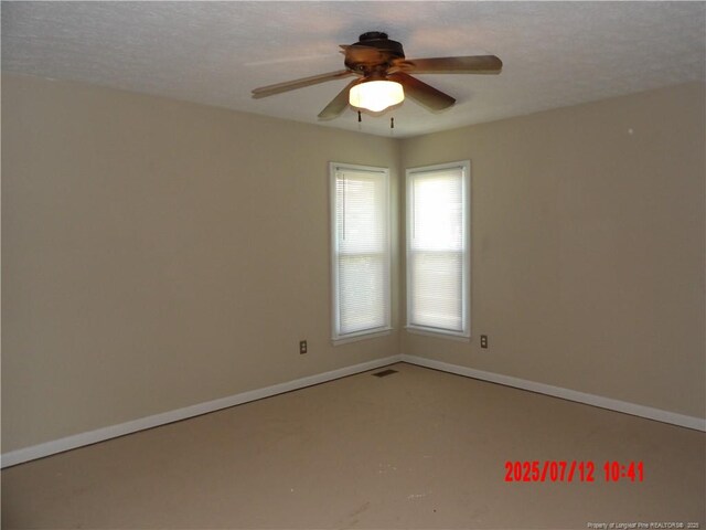 6986 Calamar Dr, Fayetteville, NC 28314 - photo 13