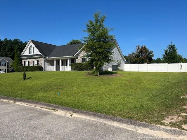 816 Fairfield Cir, Raeford, NC 28376 - photo 2