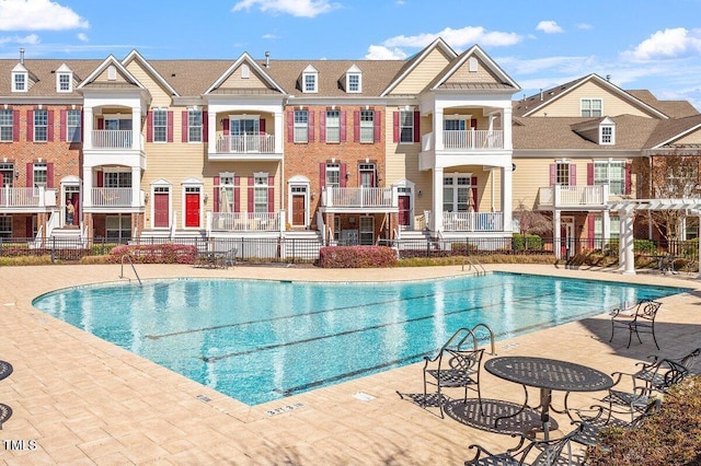 10210 Sablewood Dr Unit 214, Raleigh, NC 27617 - view of community pool