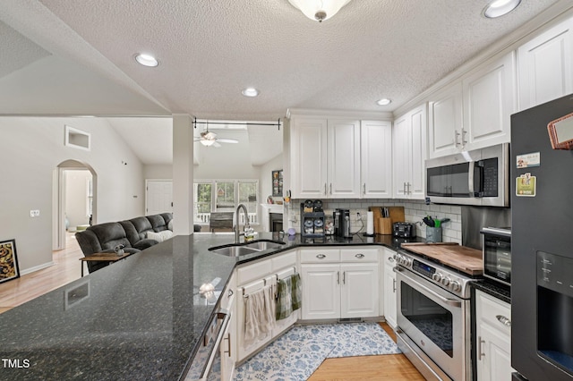 6705 Oviedo Dr, Raleigh, NC 27603 - photo 9