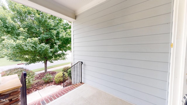 1524 Lily Creek Dr, Cary, NC 27518 - view of balcony