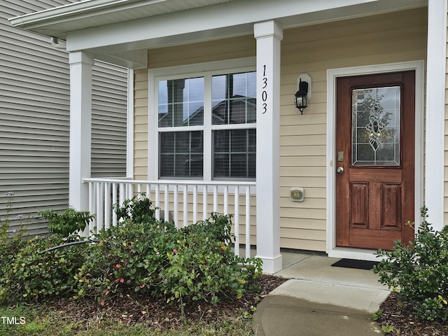 1303 Salters St, Burlington, NC 27215 - entrance to property featuring covered porch