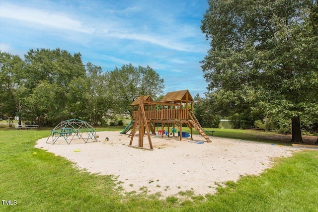 4201 Pin Oak Dr, Durham, NC 27707 - community jungle gym with a lawn and view of wooded area
