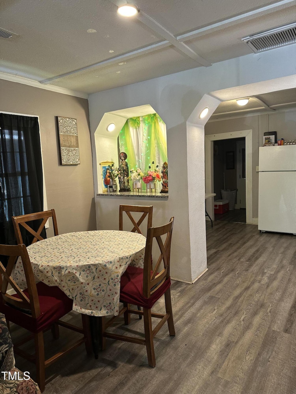 615 Manchester St SE, Wilson, NC 27893 - dining space featuring wood finished floors and recessed lighting