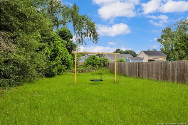 1203 Simpson St, Fayetteville, NC 28305 - view of yard