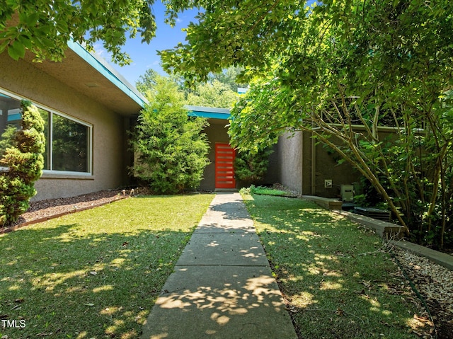 115 Ashworth Dr, Durham, NC 27707 - view of green lawn