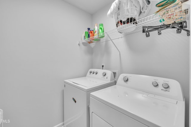 110 Gilder Woods Dr, Garner, NC 27529 - laundry area with washer and dryer
