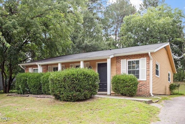 1200 Hazelnut Dr, Raleigh, NC 27610 - photo 1