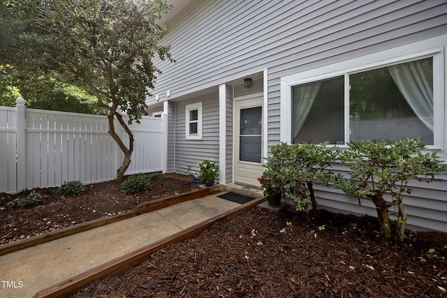 7233 Sandy Creek Dr, Raleigh, NC 27615 - photo 4