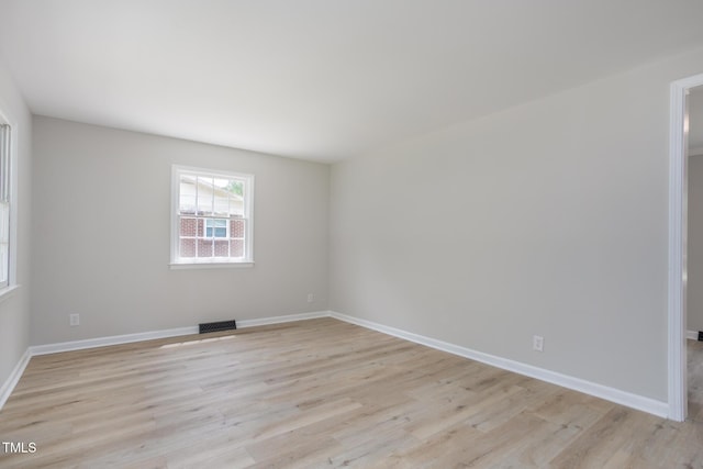 2302 Bywood Rd, Greensboro, NC 27405 - photo 10