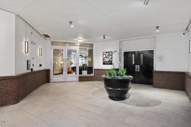 222 Glenwood Ave # 416, Raleigh, NC 27603 - view of community lobby