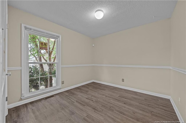 6309 Cicada St, Fayetteville, NC 28306 - photo 17