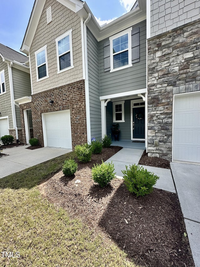 1121 Little Gem Ln, Apex, NC 27523 - photo 2